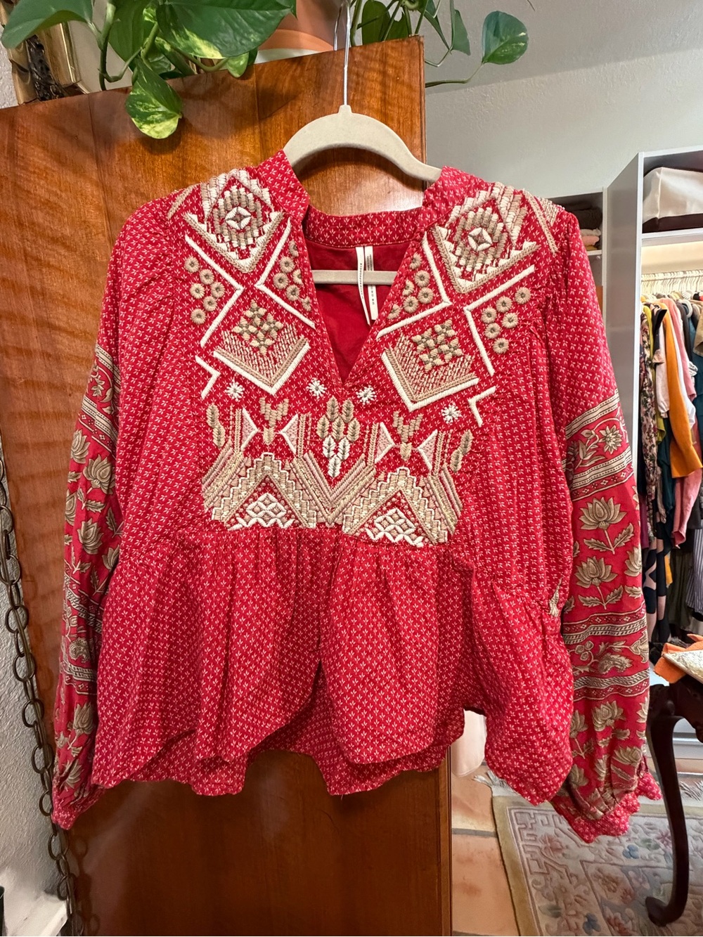 By Anthropologie Size 14 Red Embroidered Boho Peasant Blouse Floral Sleeve